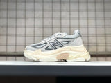 New pattern NEW BALANCE 990